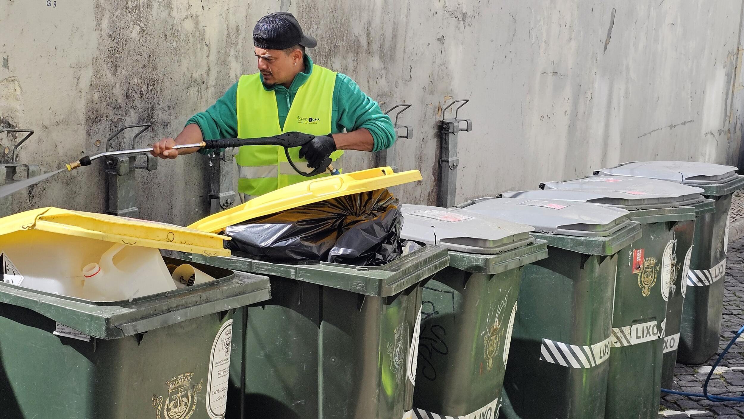 lavagem de Contentores e dos espaços circundantes