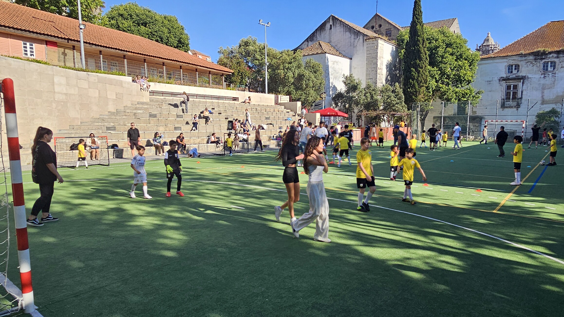 Dia da Família com boa disposição, miúdos e graúdos